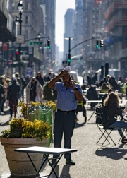 NYNY0010-STREET-LIFE-copy